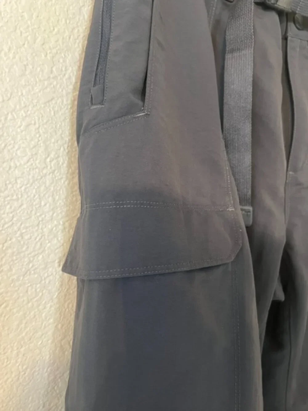 The North Face nylon belt fly
